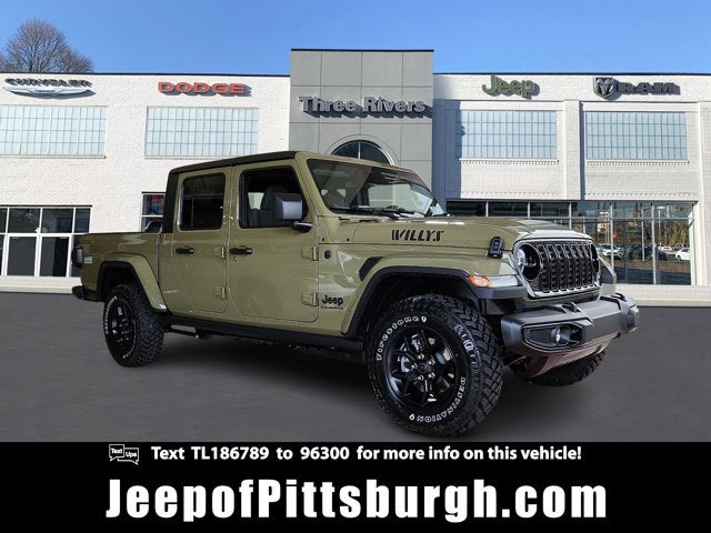 2026 Jeep Gladiator GLADIATOR WILLYS 4X4 in 41 Exterior Paint — front three-quarter view