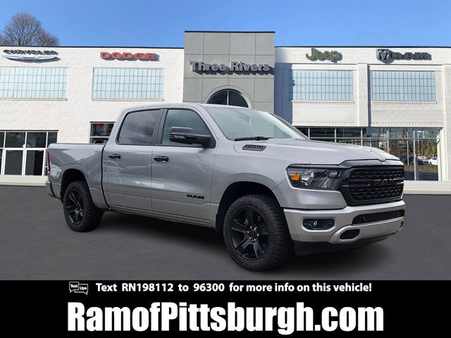 2024 RAM 1500 Big Horn Crew Cab 4x4 5'7' Box in Billet Silver Metallic Clearcoat — front three-quarter view