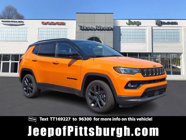 2026 Jeep Compass COMPASS LIMITED ALTITUDE 4X4 in Joose Exterior Paint — front three-quarter view