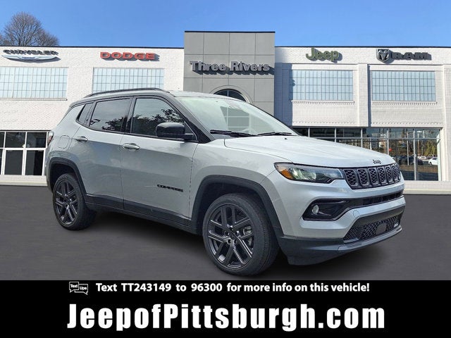 2026 Jeep Compass COMPASS LIMITED ALTITUDE 4X4 in Silver Zynith Metallic Clear-Coat Exterior Paint — front three-quarter view