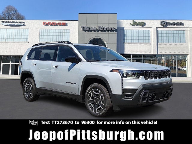 2026 Jeep Cherokee CHEROKEE LIMITED 4X4 in Silver Zynith Clear-Coat Exterior Paint — front three-quarter view